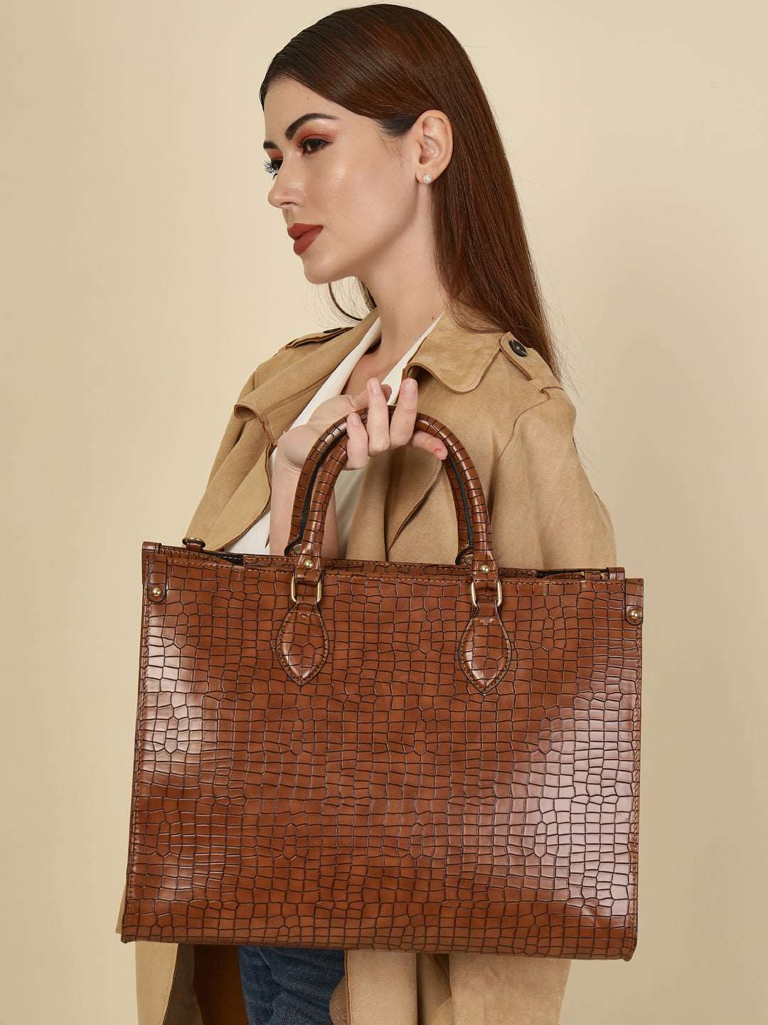 THE GUSTO Tote Bags : Buy THE GUSTO Colossal Tote Tan Medium Online