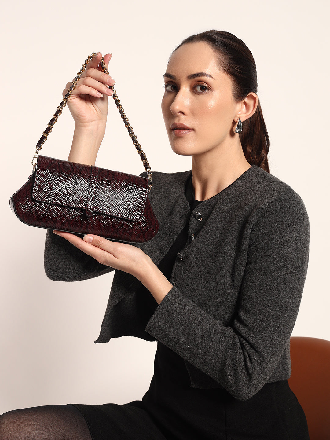 Bella Clutch Sling Wine