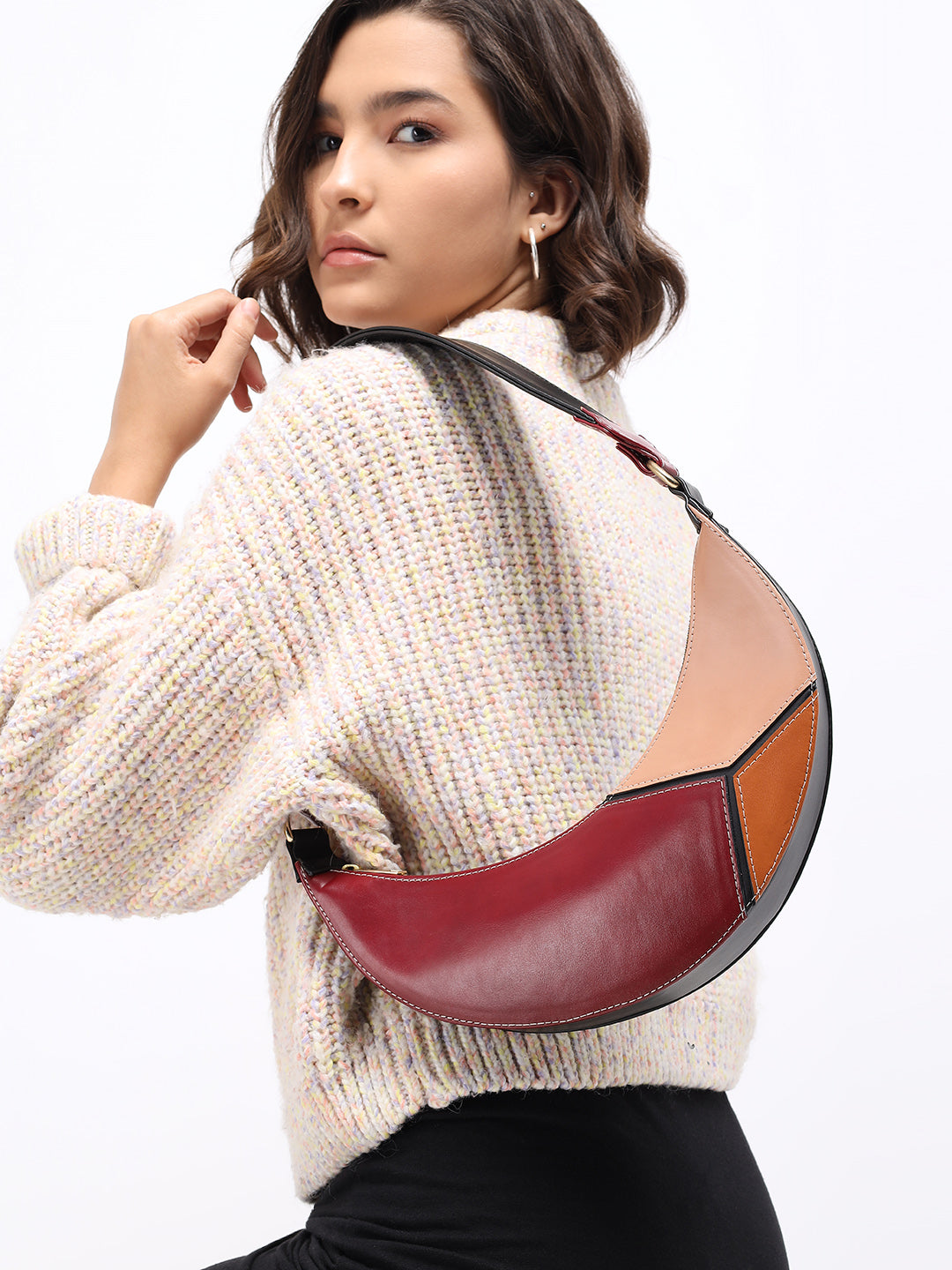 Dione Shoulder Bag